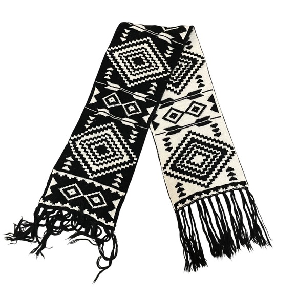 Unbranded Black White Aztec Geometric Knit Scarf with Fringe Southwestern Boho